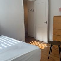 Ara's room