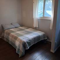 Jen's room