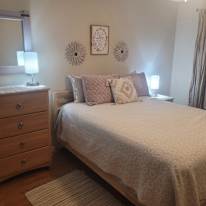 Ruthanne Hopkins's room