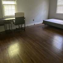 Peng Xiao Song's room