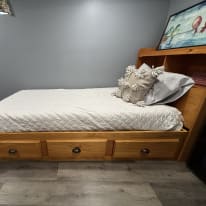 M. Safire Windley's room