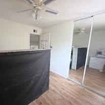 Joe Vanna's room