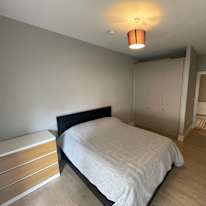 Moty's room