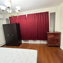 Santhi Varanasi's room