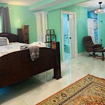 Geegee's room