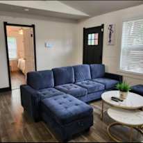 Dee's room