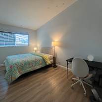 Irvine's room