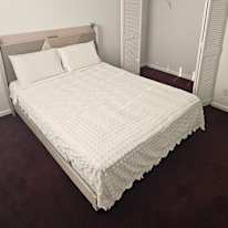 Carmen's room