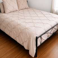 Tyrina's room