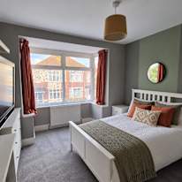 Dan's room