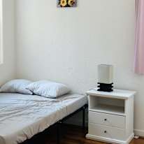 Shiny karthigeyan's room