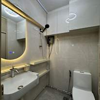 Chua 's room