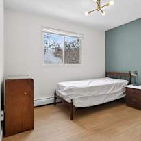 Max's room