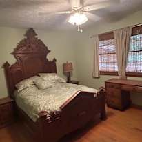 Lisa's room