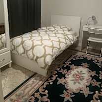 Russelle's room