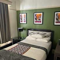 Julia Va's room