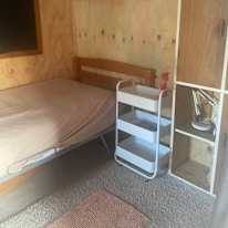 Lee's room