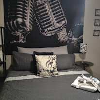 Elani's room
