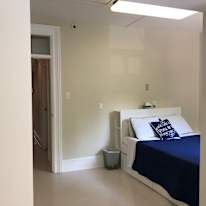 Mahnaz Shahrzad Asr's room