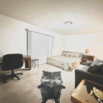 Ric's room