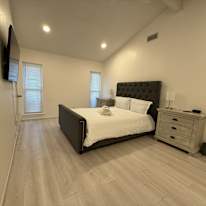 Din's room