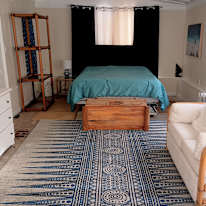 Leslie's room