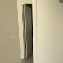 Pheleka .'s room