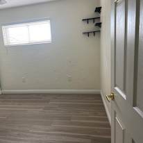 Yvenie Pierre's room