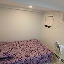 Amsha Mahfooz's room