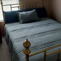 Marty  Ogg's room