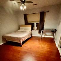 Felicia's room