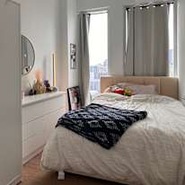 Hadassah's room