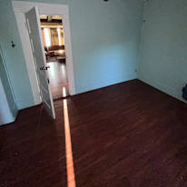 Lee's room