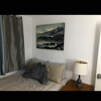 Fully Furnished's room