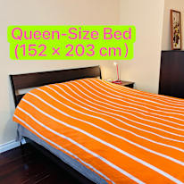 sandy's room