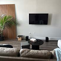 Zuriel's room