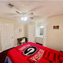 YaL's room