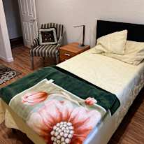 Keian moarefi's room