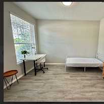 Anh's room