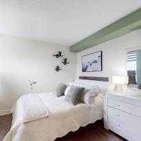 Simon's room