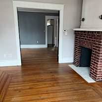 Luis Gonzalez's room