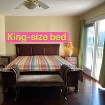 sandy's room