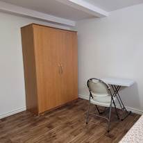 Jen Gonzalez's room