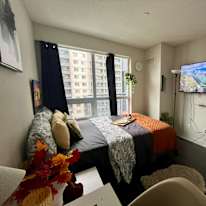 Alona's room