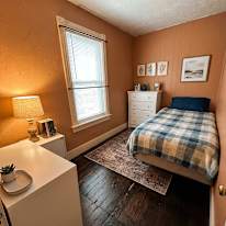Lorenza's room