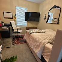 Carolynne's room