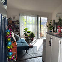Valesha's room