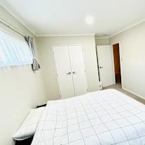 Kinns's room