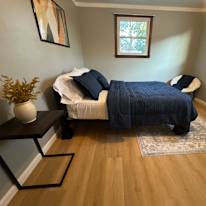 Renzo Delzo's room