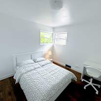 Hamid Reza's room